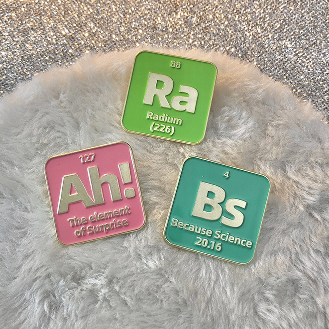 Karena Sains Enamel Pin Bros Elemen Kimia Simbol Logam Bros Kerah Lencana Kreatif Kimia Perhiasan Hadiah Untuk Teman Siswa