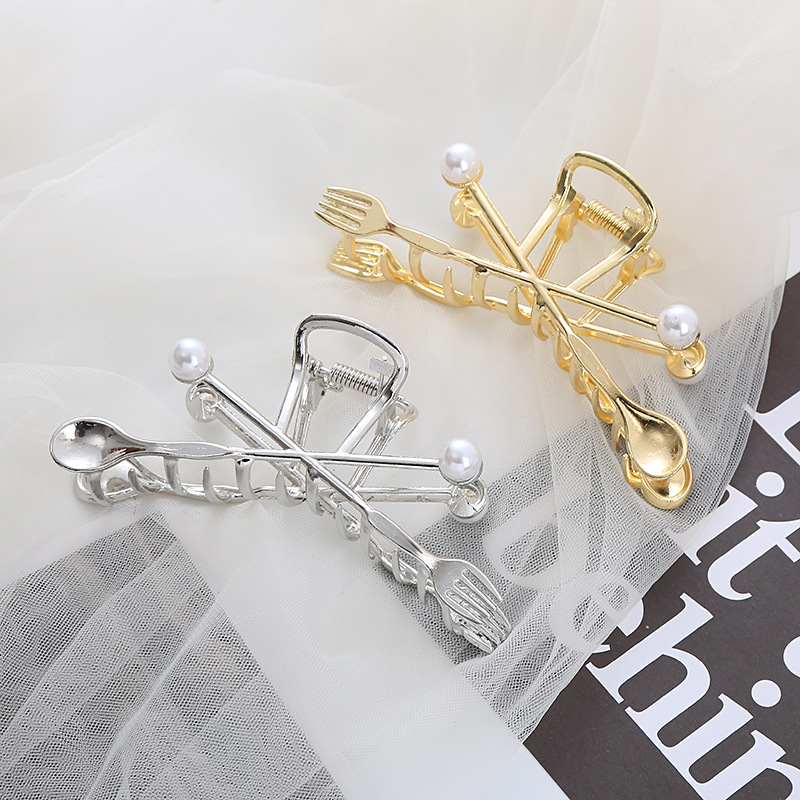 Crowd Fork Spoon Design Hair Clip Wanita Back Brain Spoon Grab Clip Hiu Besar Klip Hiasan Kepala