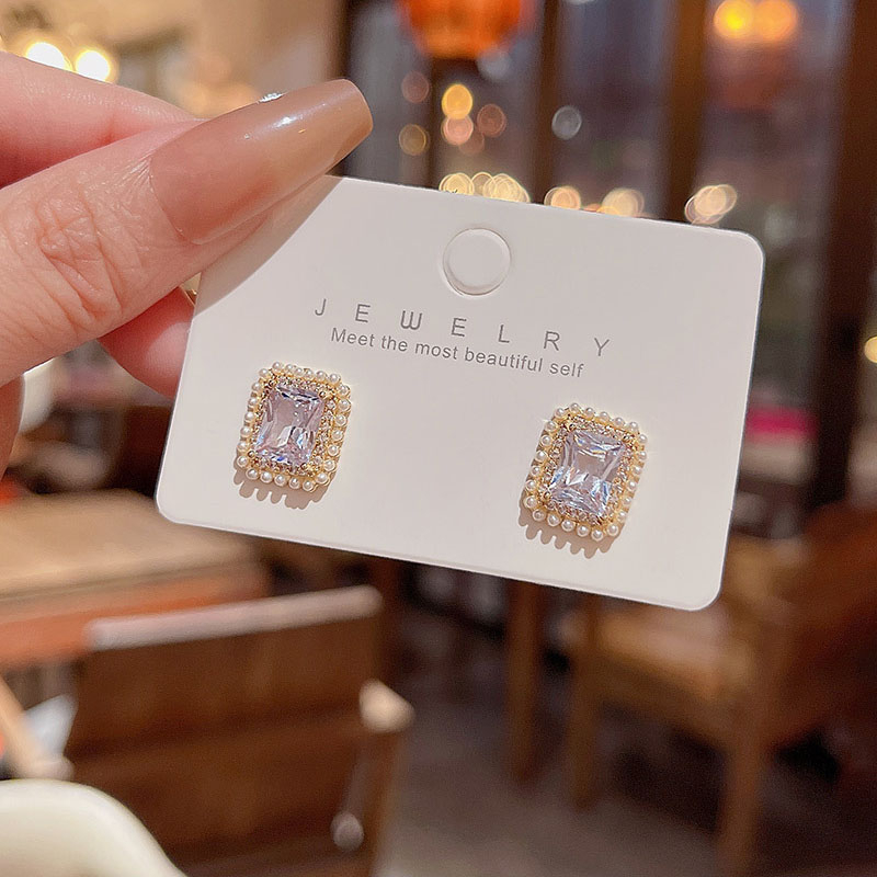 Kualitas Tinggi925 Perak Jarum Sederhana Persegi Zirkon Anting Untuk Wanita Mewah Populer Geometris Indah Perhiasan