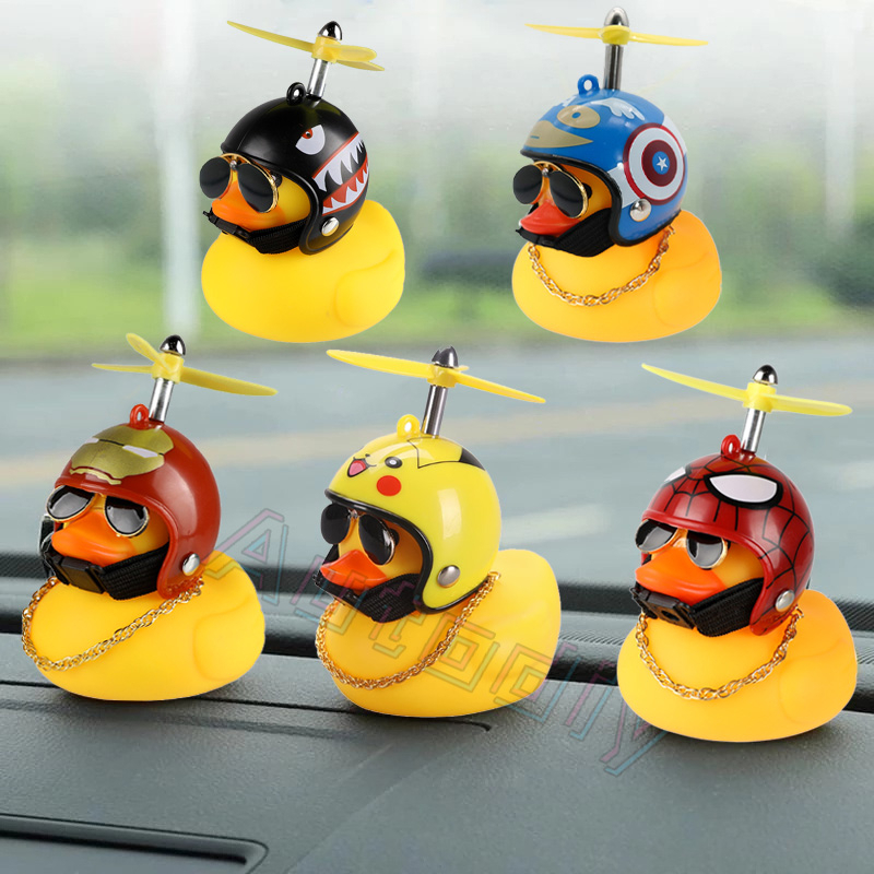 Ornamen Bebek Kuning 6.6x6 X 6cm Dengan Helm Bambu Copter Untuk Dekorasi Mobil