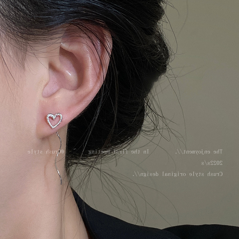 Anting Simple Berbentuk Hati Untuk Wanita Anting Rumbai Aksesoris Fashion