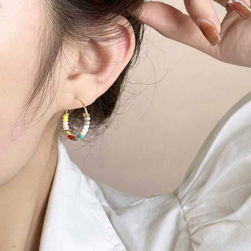 Fashion Retro Manik-Manik Kontras Anting Niche Anting Sederhana