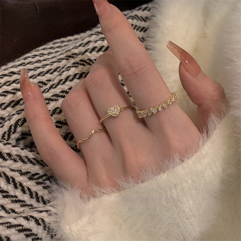 Cincin Emas 18K Zirkon Elegan Hati Twist Open Rings Untuk Perhiasan Aksesoris Wanita