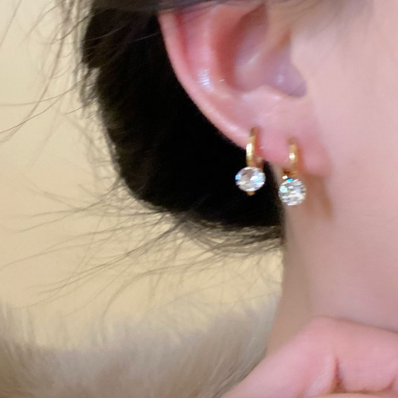 Anting Zirkon Jepit Bulat Aksesoris Telinga Korea Wanita