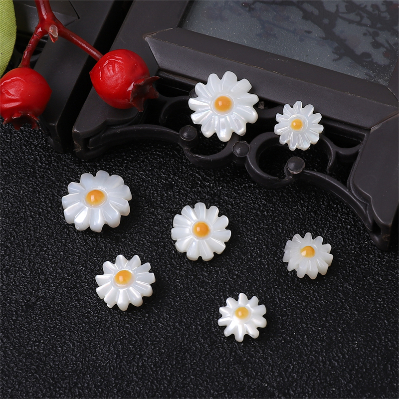 Daisy Kecil Alami Liontin diy Gelang Kalung Spacer Bunga Liontin Kalung Wanita Bohemian Daisy Kecil Mutiara Manik Aksesoris Buatan Tangan Perhiasan Bahan