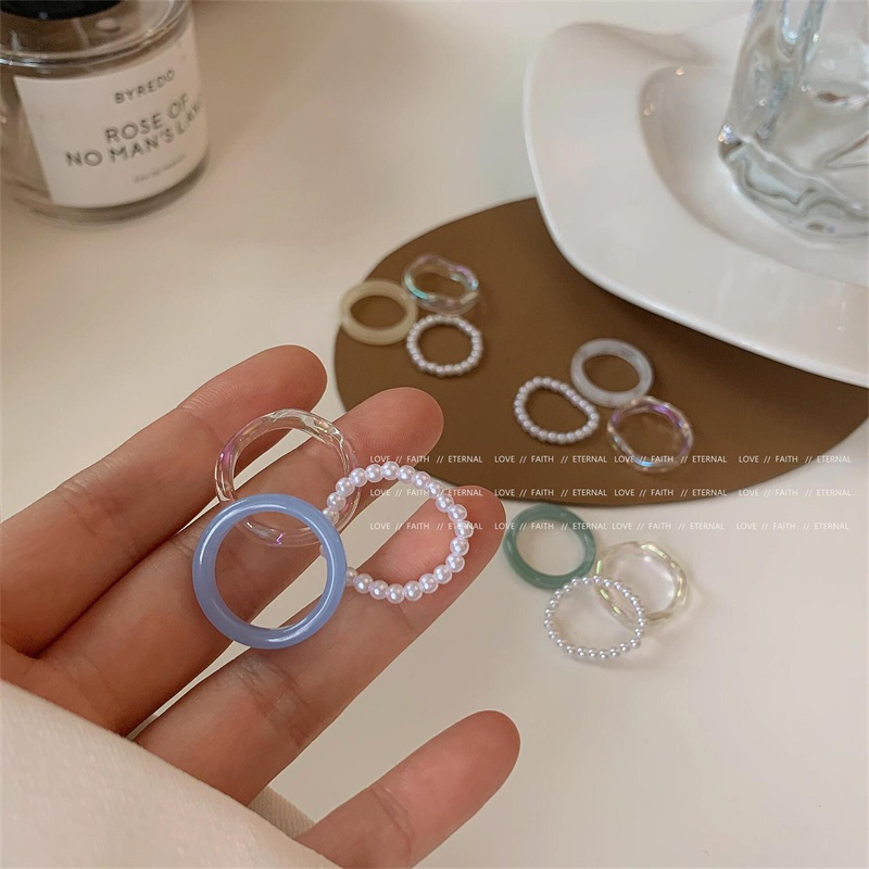 Tiga Potong Set Cincin Mutiara Akrilik Set Perhiasan Cincin High-End Retro Prancis