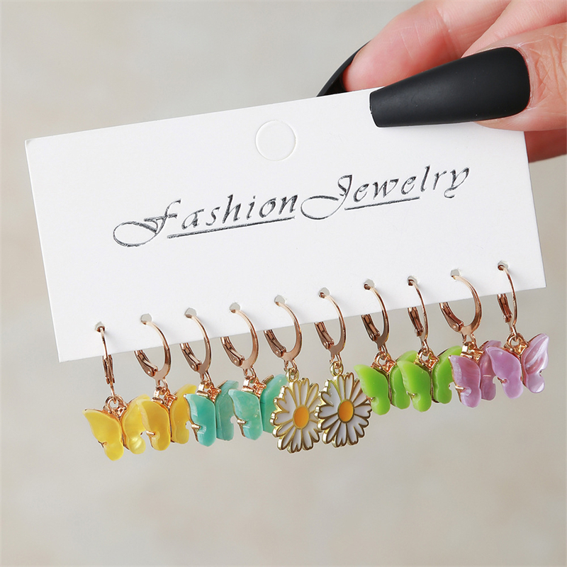 5pcs Anting Kombinasi Hollow out Untuk Aksesoris Wanita Fashion Huruf Cinta Love Fashion Edisi Korea Hadiah Ulang Tahun