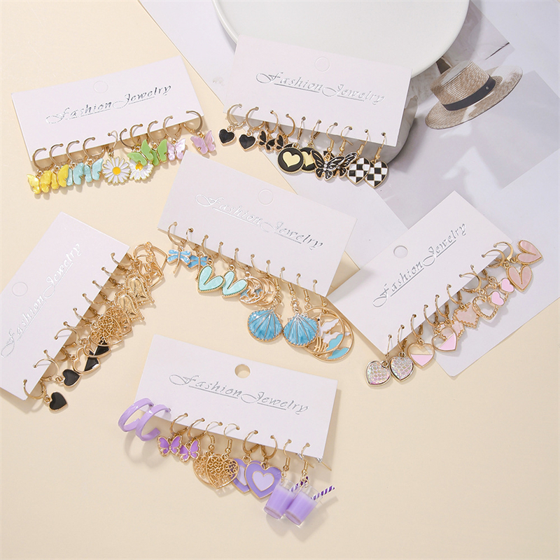 5pcs Anting Kombinasi Hollow out Untuk Aksesoris Wanita Fashion Huruf Cinta Love Fashion Edisi Korea Hadiah Ulang Tahun