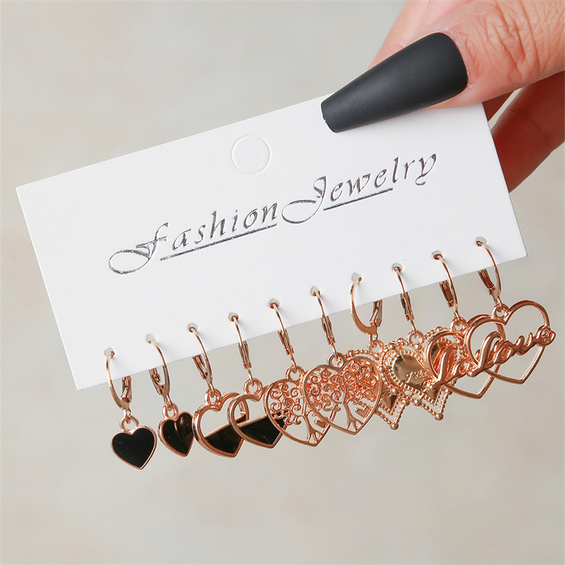 5pcs Anting Kombinasi Hollow out Untuk Aksesoris Wanita Fashion Huruf Cinta Love Fashion Edisi Korea Hadiah Ulang Tahun