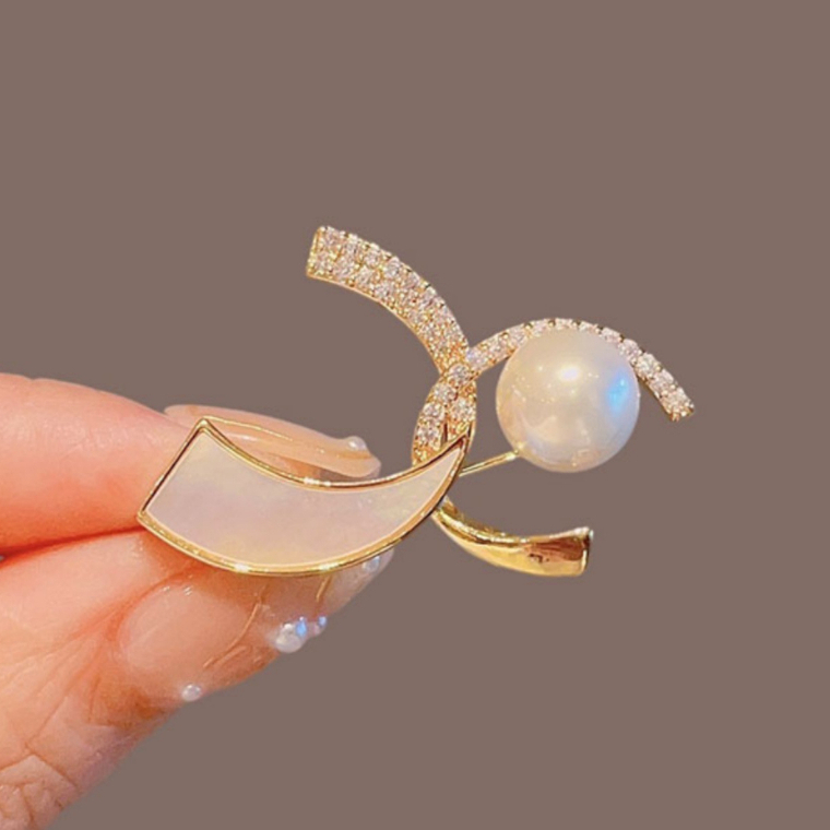 Bros Ganda C Korsase Paduan Pin Mutiara Indah Pearl