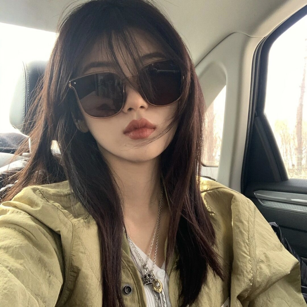 Hellogirl Kacamata Hitam Anti UV Bentuk Kotak Warna Gradasi Gaya Retro Untuk Wanita