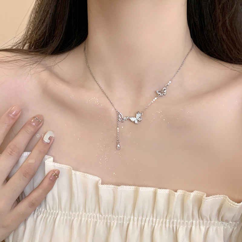 Ins Kupu-Kupu Kerah Rantai Fashion Perhiasan Wanita Kalung Liontin Choker Hadiah Ulang Tahun Penting