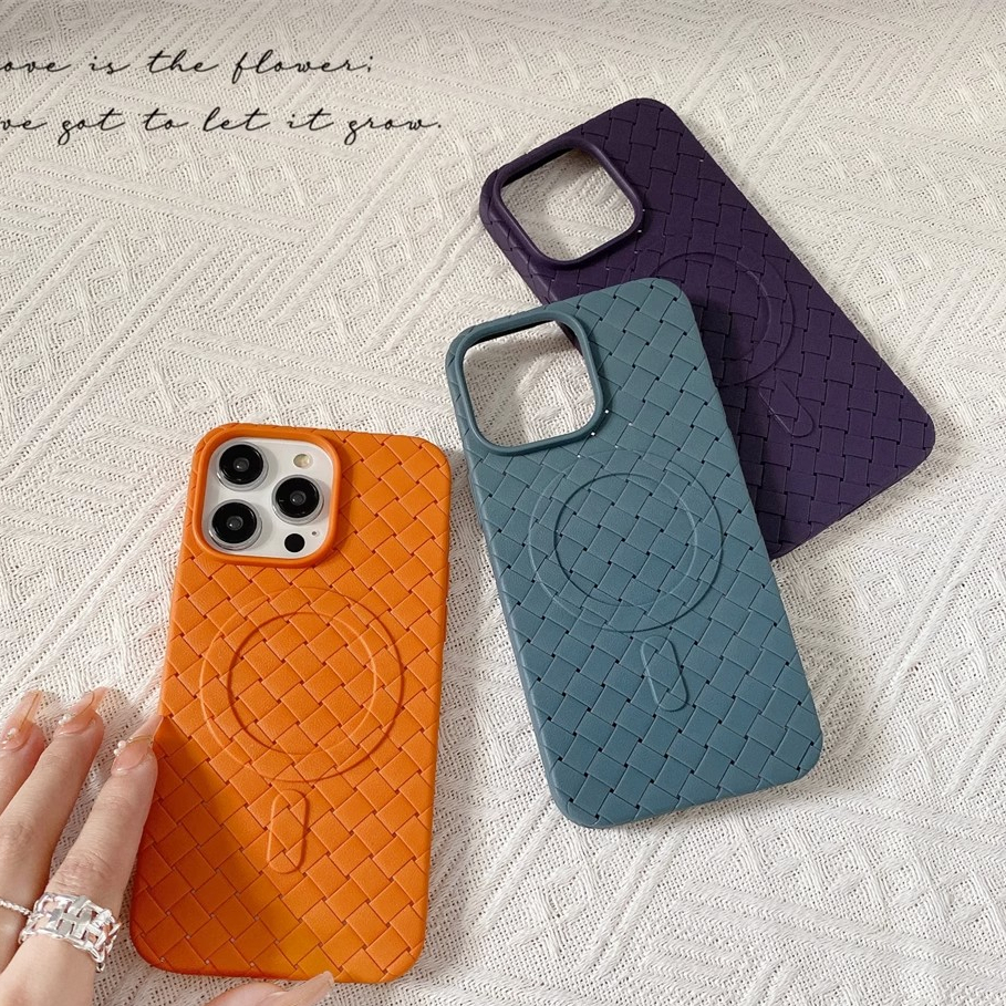 Luxury Magnet Breathable Mesh Woven Magnetic iPhone Case for iPhone 14 13 12 pro max ip13 ip14 ip12 Silicone Cooling iPhone Soft Case