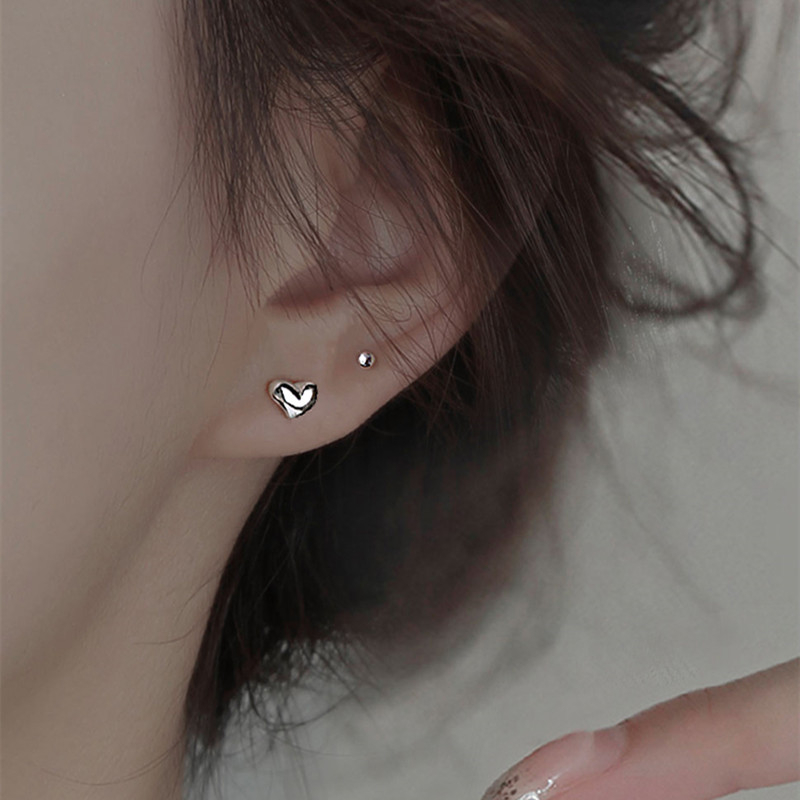 Anting Tusuk Wanita Minimalis Silver Unik Dan Stylish