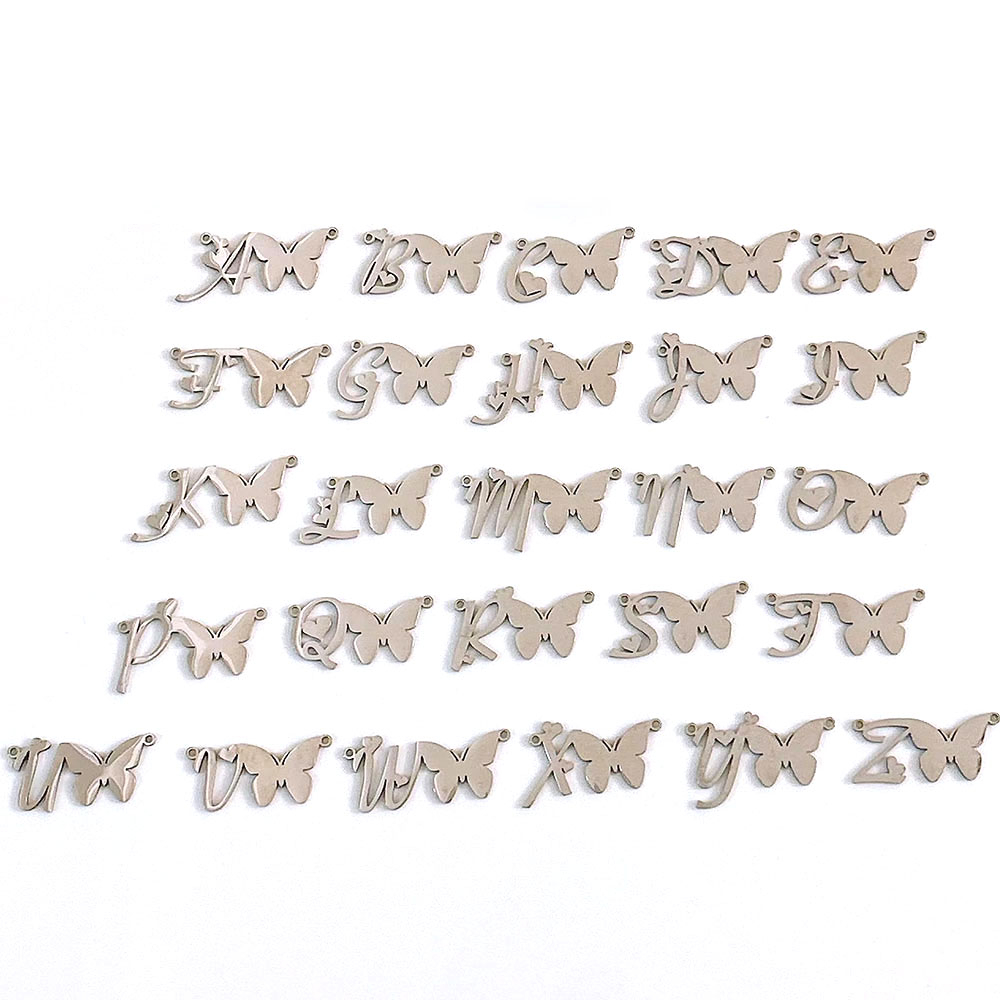 15 * 25MM Aksesoris Stainless Steel26 Alfabet Inggris Kupu-Kupu Berbentuk Hati Liontin DIY Gelang Kalung Aksesoris