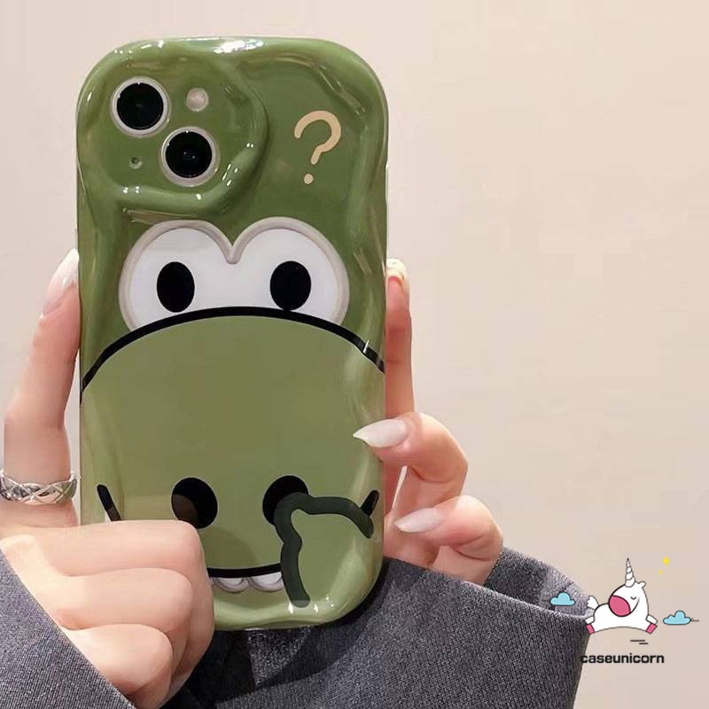 IPHONE Casing Ponsel Kartun Lucu Manyo Strawberry Bear Kompatibel Untuk Iphone11 14 12 13 Pro Max 7Plus XR X7 8 6s 6 Plus XS Max SE 2020 Shockproof Soft Glossy 3D Wavy Curved Edge Cover