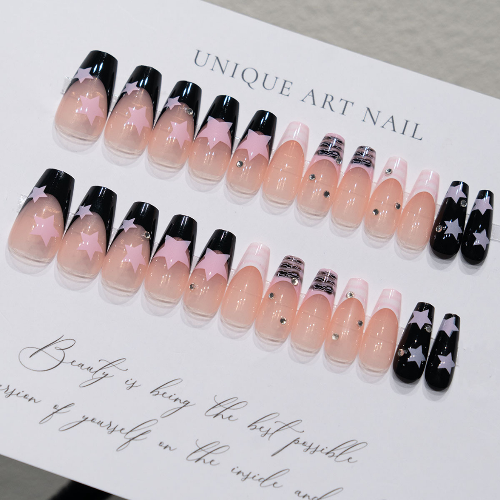 24pcs Kuku Palsu Warna solid Dapat Digunakan Kembali