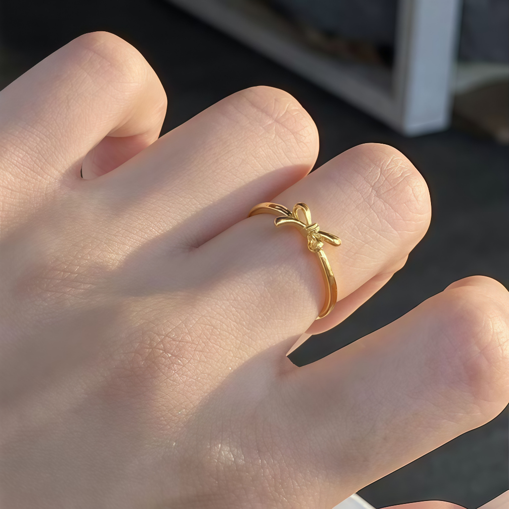 Cincin busur berlapis emas asli wanita, desain sederhana dengan bentuk hati, cocok untuk anak peremp