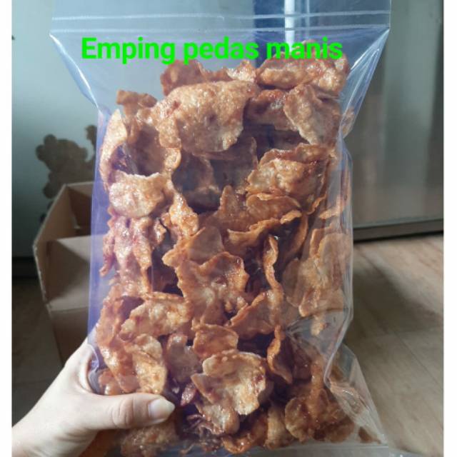 

Emping pedas manis