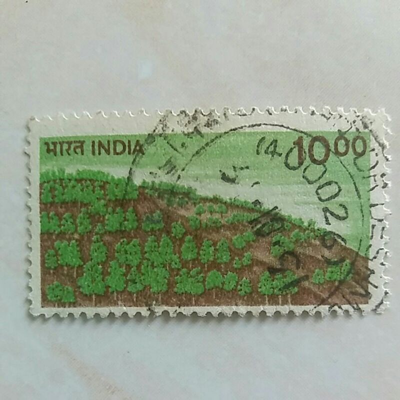 (AA) Perangko India 1984 Forest on Hillside 10 rupee Used