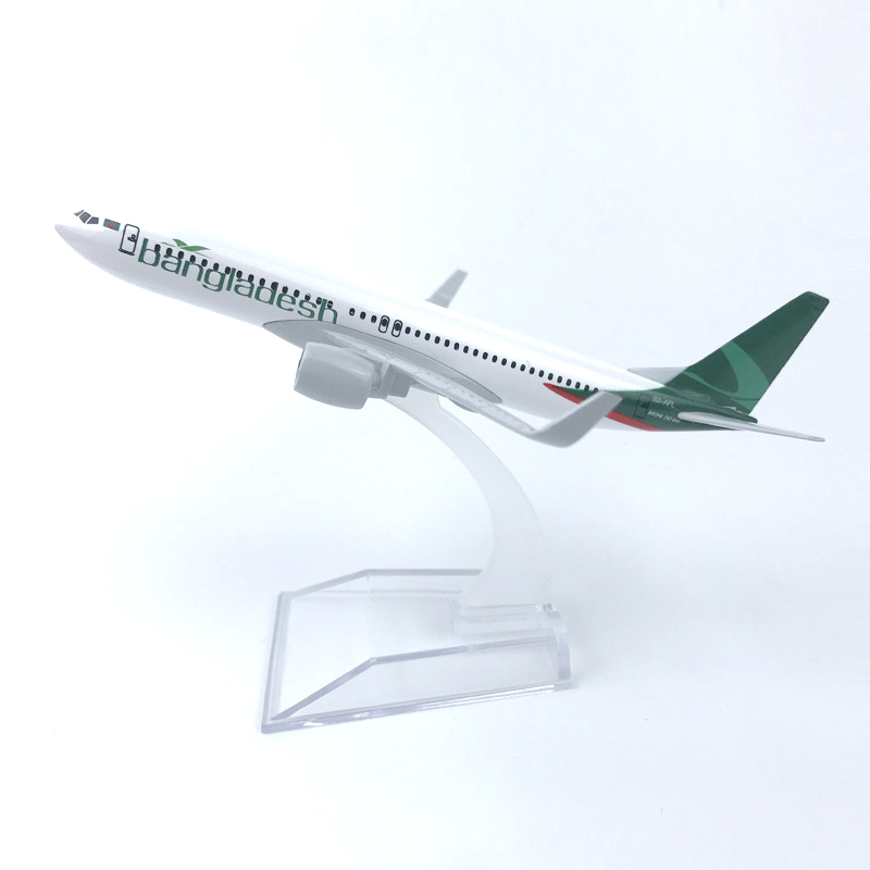 Bangladesh B737 Boeing 737 Model Pesawat Terbang Bahan Metal Ukuran 16CM Untuk Dekorasi / Hadiah