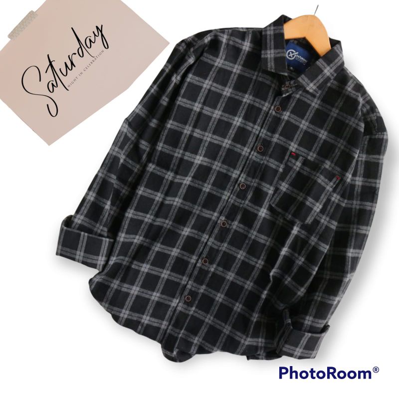 kemeja flanel lengan panjang original Saturday