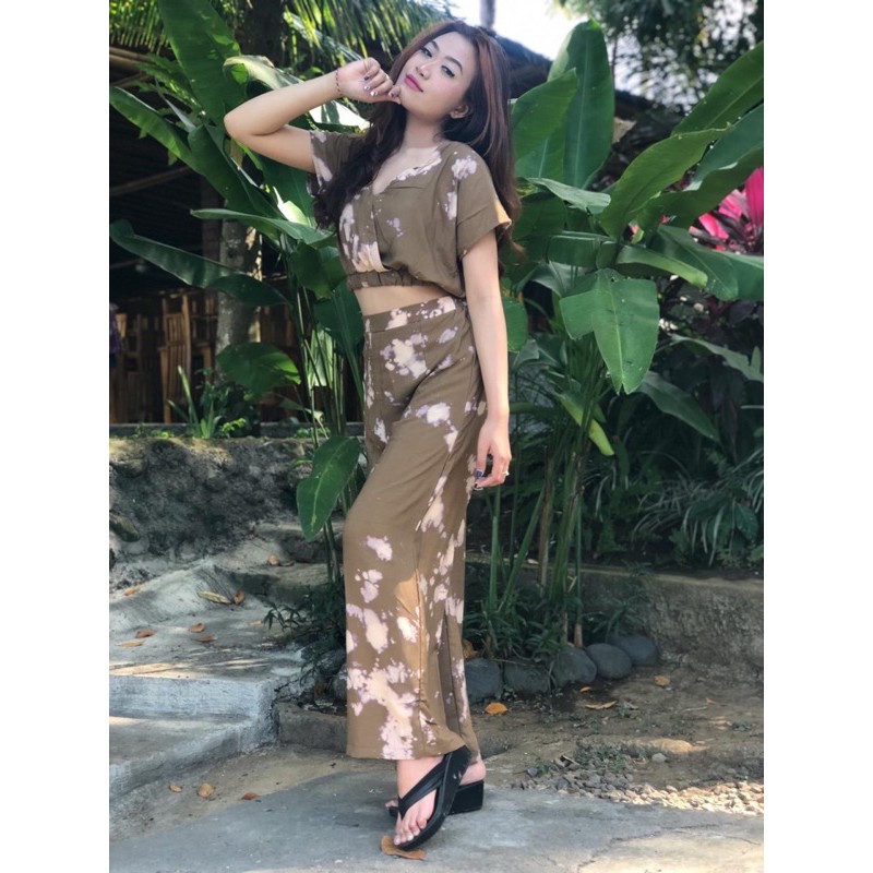 one set tie dye lina