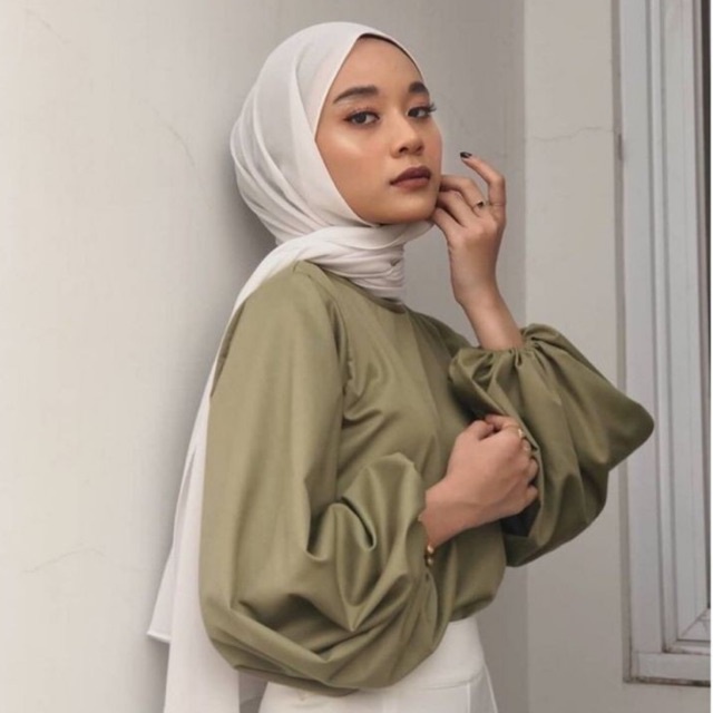 LUCIA BLOUSE / PAKAIAN WANITA - ATASAN WANITA TERLARIS  / BLOUSE WANITA POLOS LENGAN PANJANG