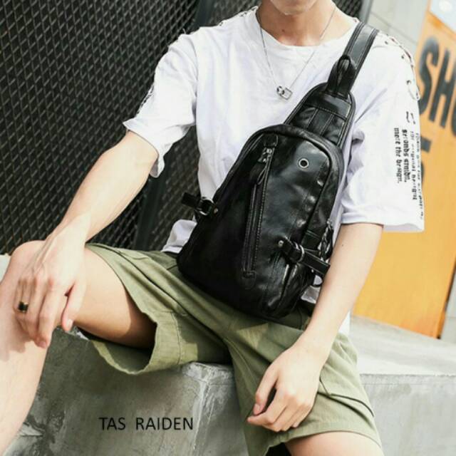 TAS SELEMPANG-TAS DADA-TAS KULIT IMPOR-TAS BRANDED COWOK-TAS KULIAH PRIA