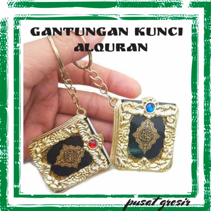 NEW Gantungan kunci AlQuran / AlQuran mini souvenir