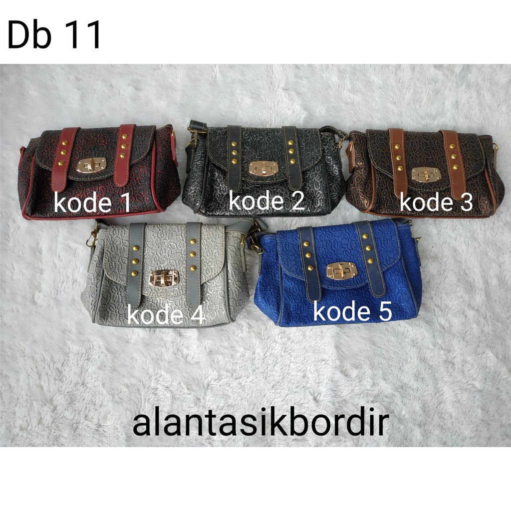 tas db 11 selempang R.26