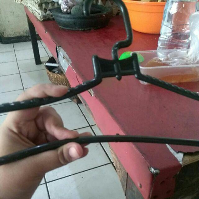 Hanger Laundry Plastik Isi 12pcs/ Gantungan Baju Hitam / Warna /gantungan Baju Dewasa / Hanger Warna