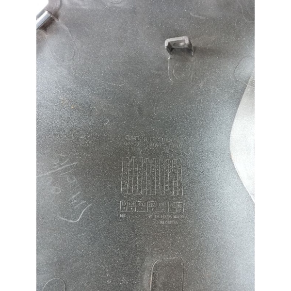 Sayap Legsil Legshield tameng kanan adv 150 putih original lp