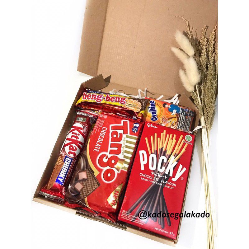 

KADO GIFT BOX | HAMPERS | KADO NIKAH | BRITHDAY | WISUDA |ANNIVERSARY