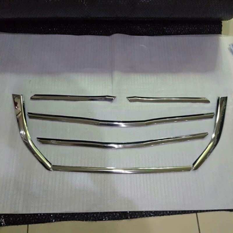 List lis grille GRILL TEMPEL depan bumper TOYOTA GRAND INNOVA INOVA 2012 2013 2014 2015 BARONG CHROME CROME CARBON