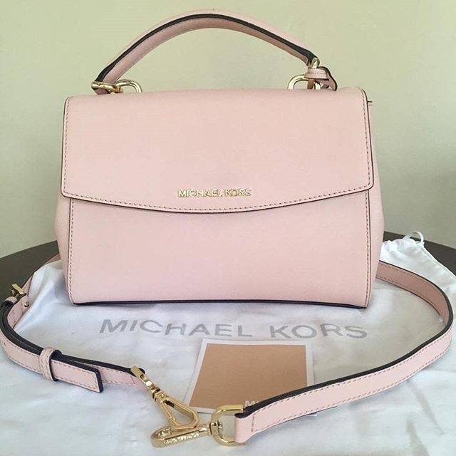 Michael Kors Ava bag top handle