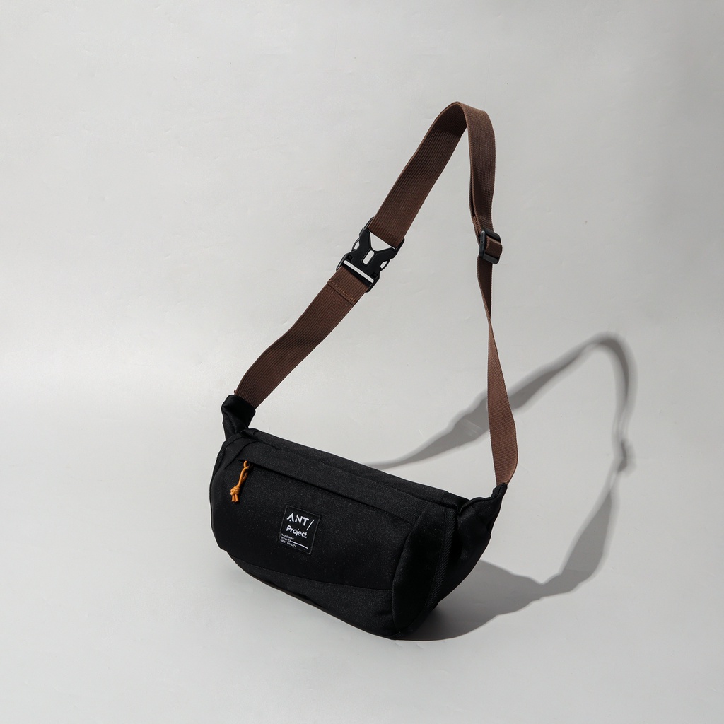 ANT PROJECT - Waistbag Pria ZENON BLACK