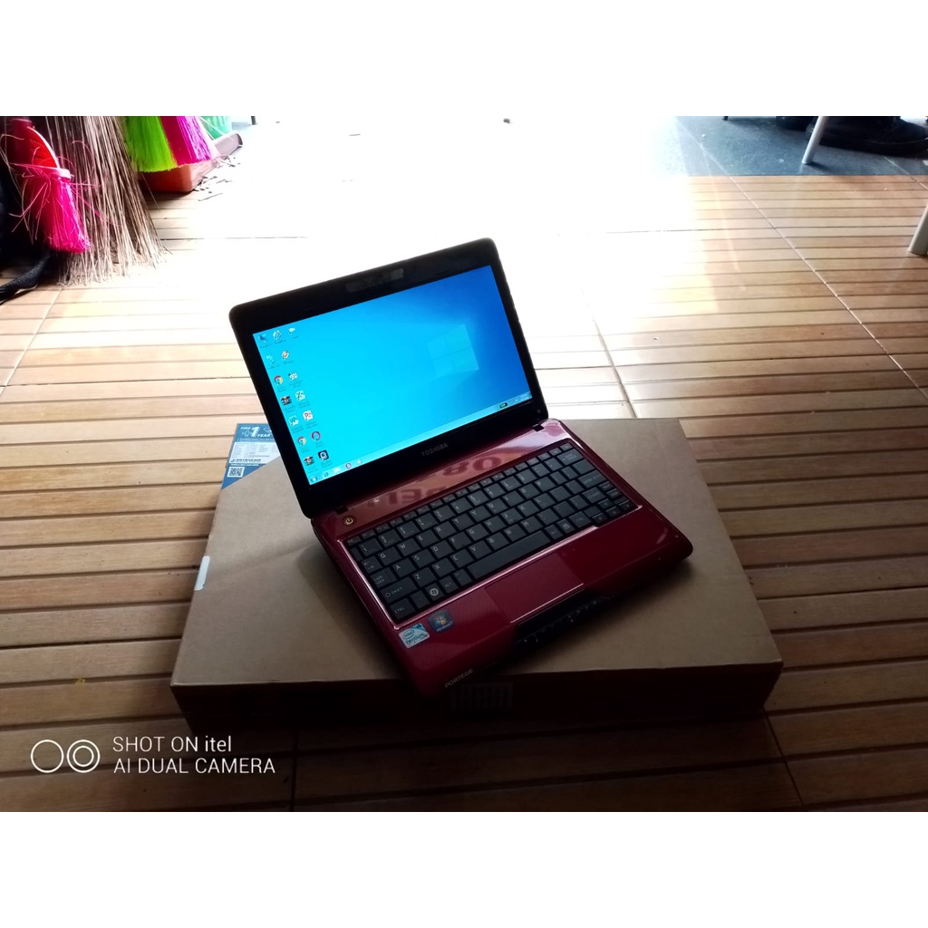 NOTEBOOK SECOND TOSHIBA 12 INCH GENERASI BARU ZOOM WIFI WEBCAM SIAP PAKAI