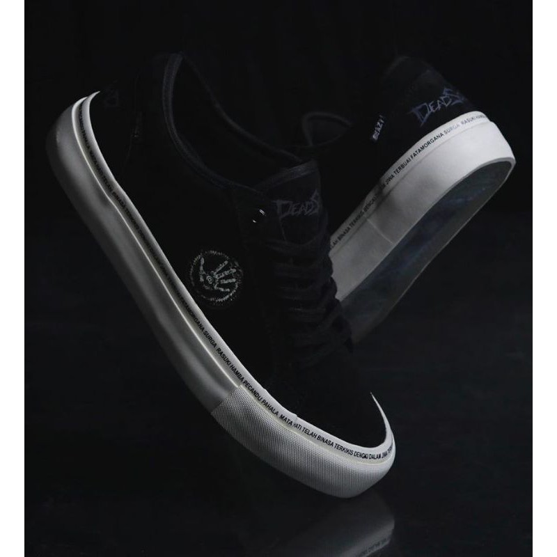 sepatu beazt x deadsquad