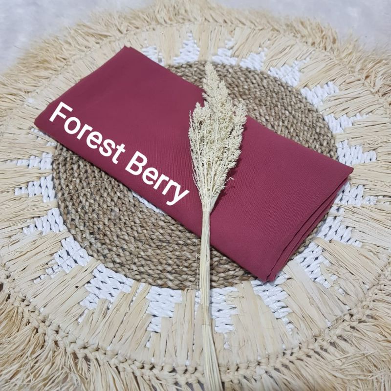 part1 BELLA SQUARE pollycotton premium-Forest Berry