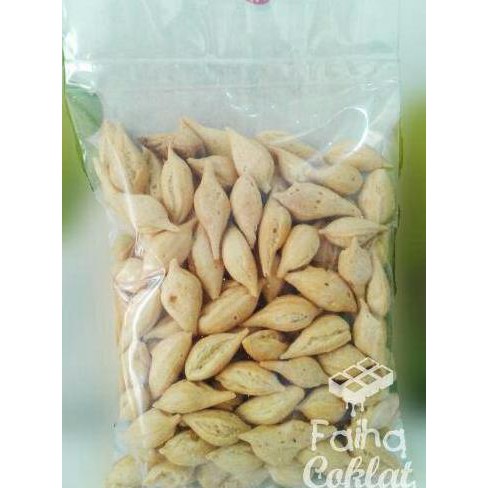 

makanan// Sus Kering Keju (500gr)
