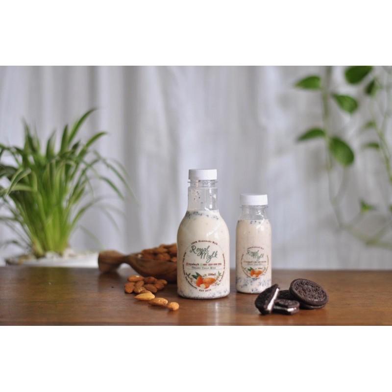 

susu almond oreo - IG : RoyalMylk