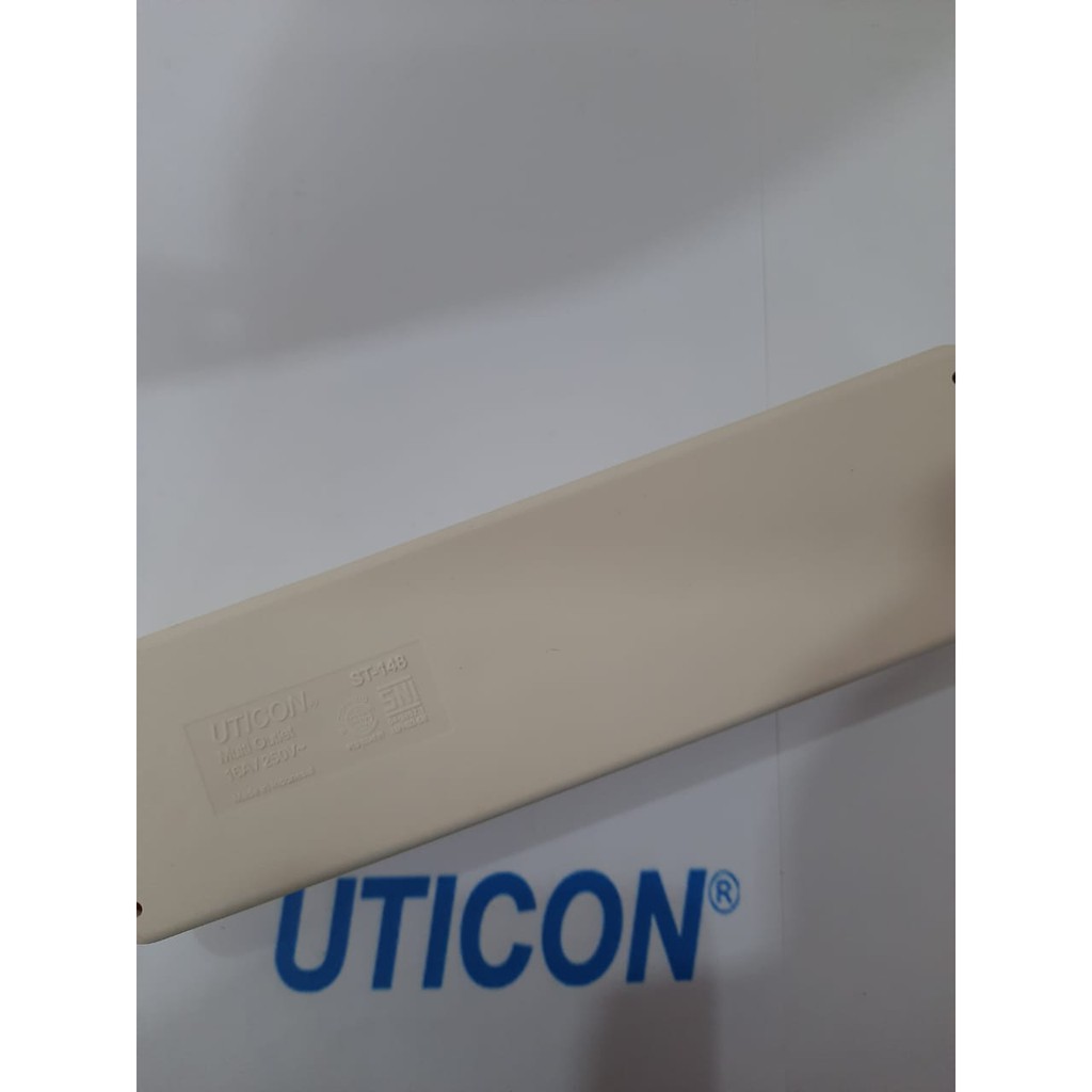 Stop Kontak Arde Uticon 4 Lubang St-148
