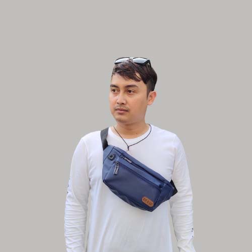 Tas Selempang Pria Cowok Laki-laki Casual Kasual Distro Keren dan Murah Warna Biru Bahan Kulit Sintetis untuk Jalan-jalan Traveling