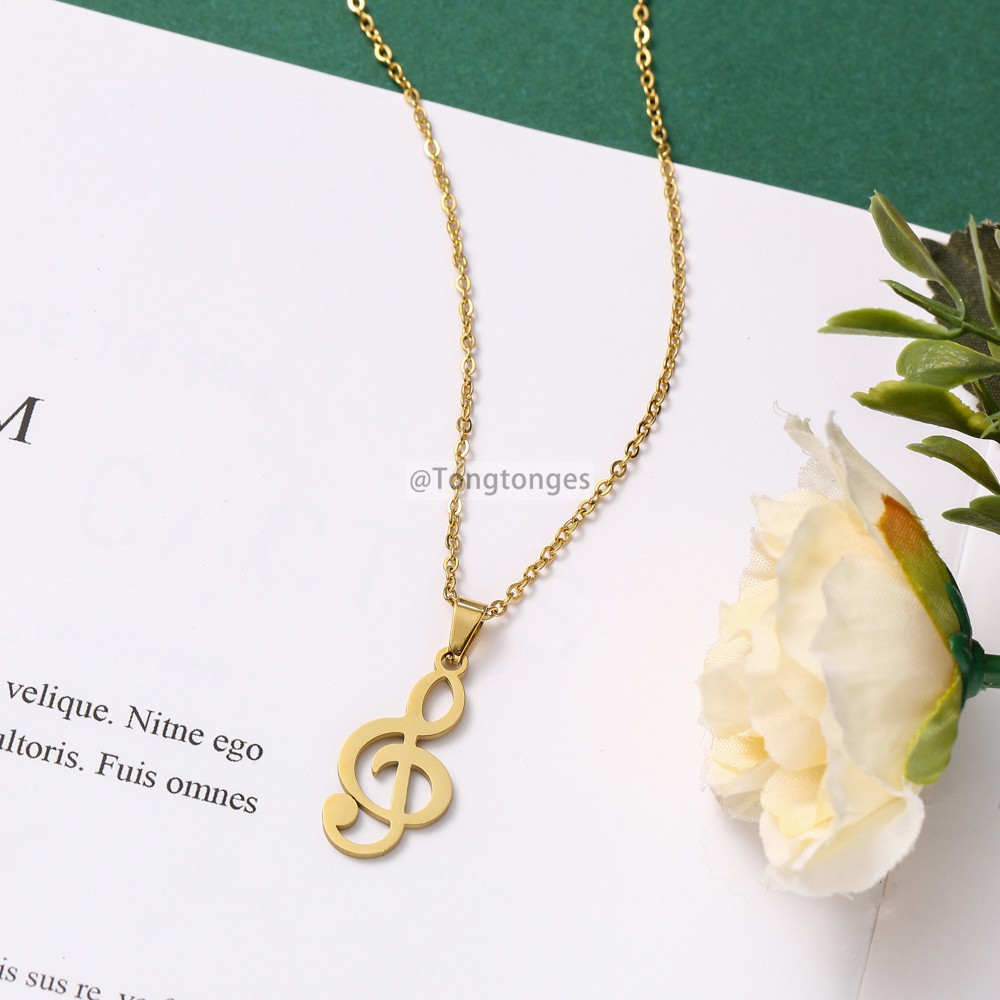 【CELEB】Simple Daisy Pendants Necklaces Women Man Charm Collar Jewelry Korean Design Romantic S96