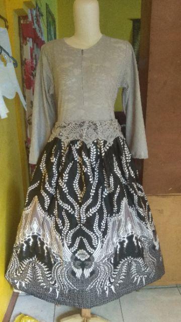 Tasyananu_batik Couple Maxi Brokat Latifa