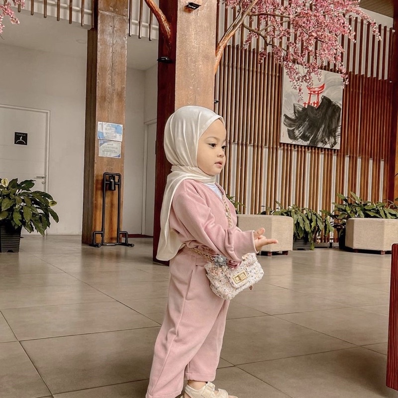 Hijab Segitiga Kids Jersey 1-4 thn