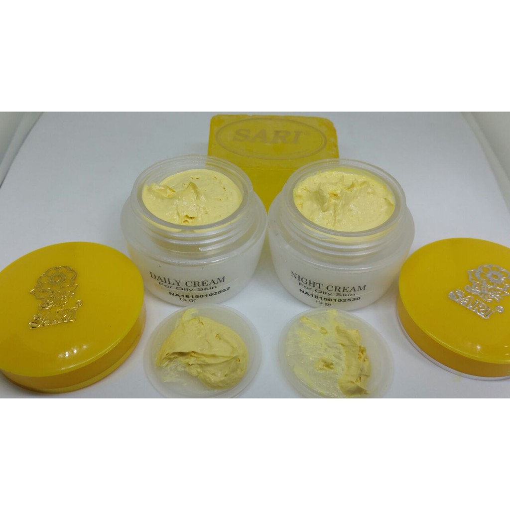 

Cream Sari Whitening Kulit Berminyak (Krim Pemutih Wajah)