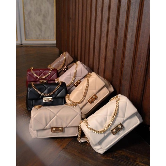 London Bag by Local id