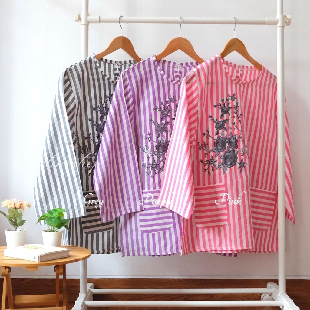 BAJU ATASAN BASIC BLOUSE WANITA MUSLIM & CASUAL - KIKA & MIRA SALUR TOP-1